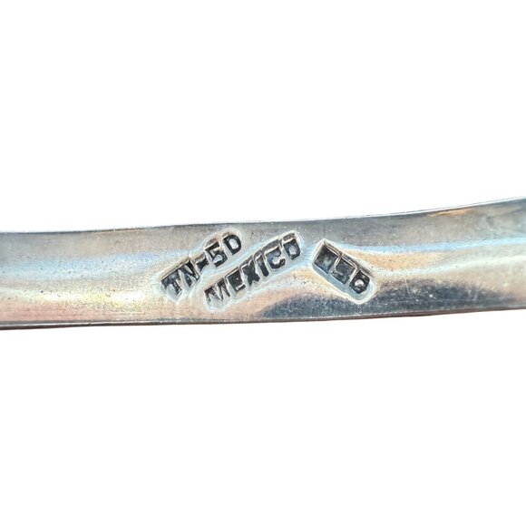 Vintage Sterling Silver Mexico Bracelet With Malachite Inlay Zigzag Design Hinge - Picture 12 of 13